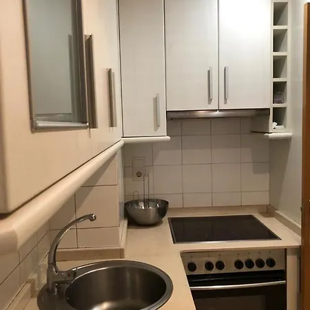 Apartamento , En Segunda Linea Con Pista De Tenis Y Con Opcion A Plaza De Garaje *